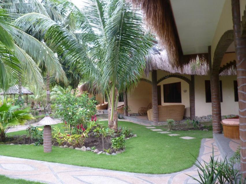 Aqua-Landia Resort Dauin Bagian luar foto