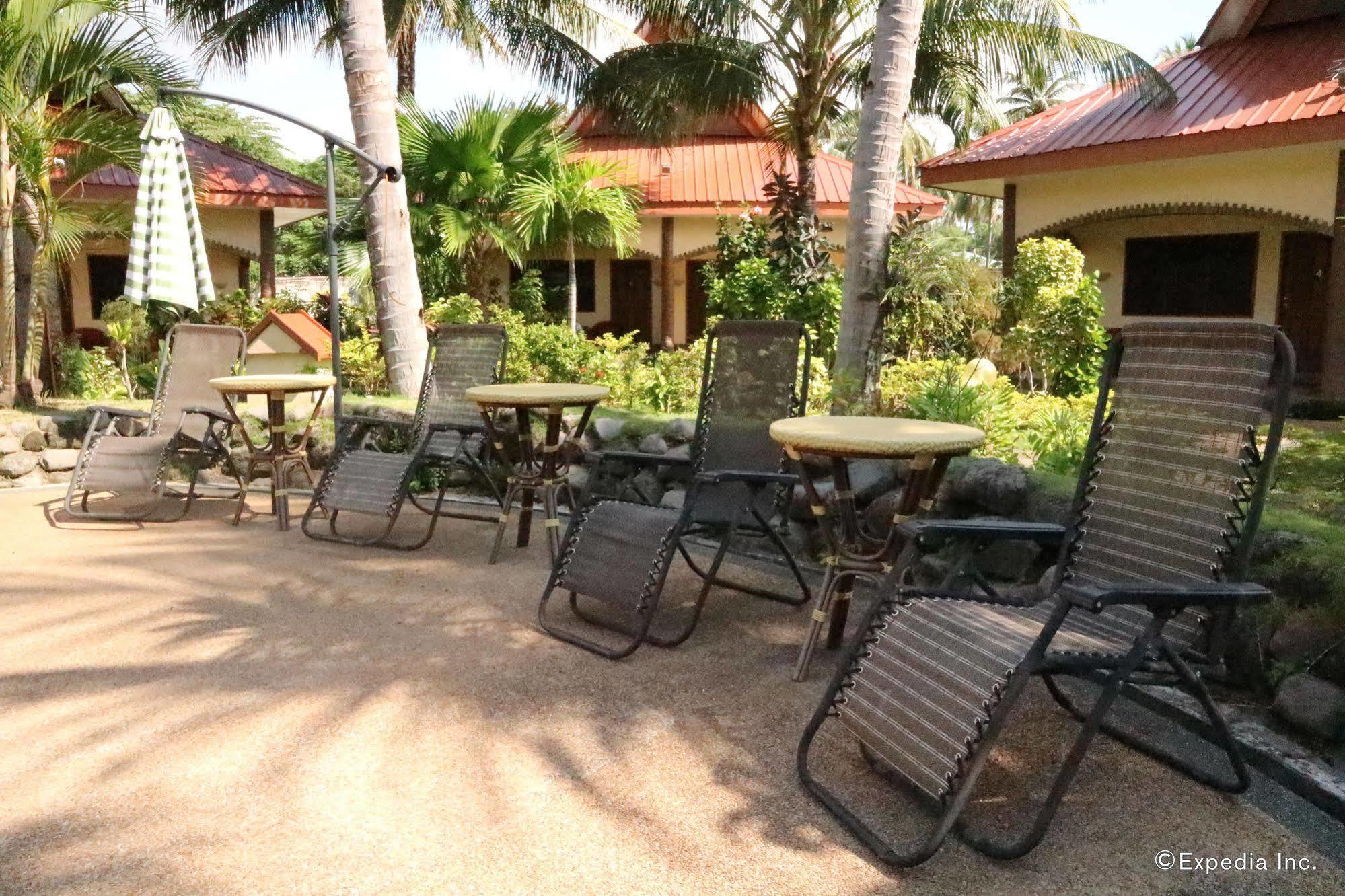Aqua-Landia Resort Dauin Bagian luar foto