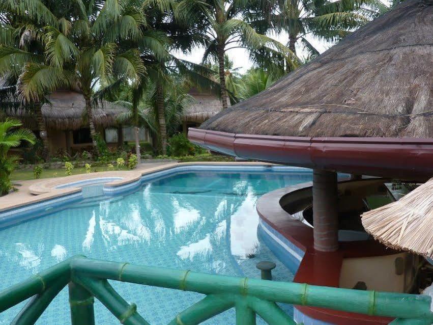 Aqua-Landia Resort Dauin Bagian luar foto