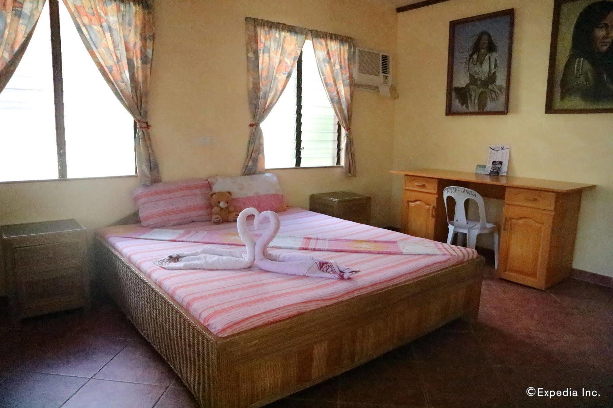 Aqua-Landia Resort Dauin Bagian luar foto
